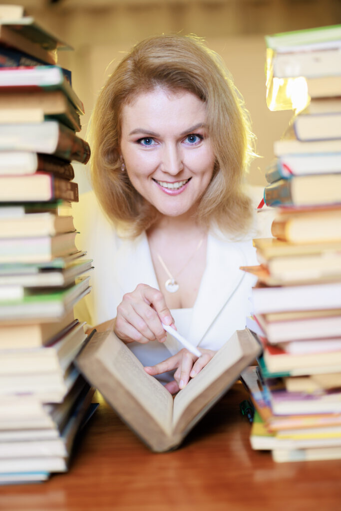 ADVANCED LEGAL ENGLISH FOR POLISH LAWYERS